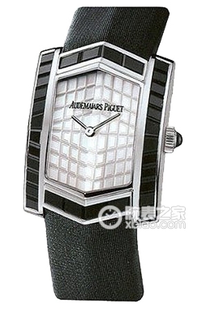 Audemars Piguet Millennium 67492BC.XX.A004SU.01 Quartz, 18k white gold, 21x25mm