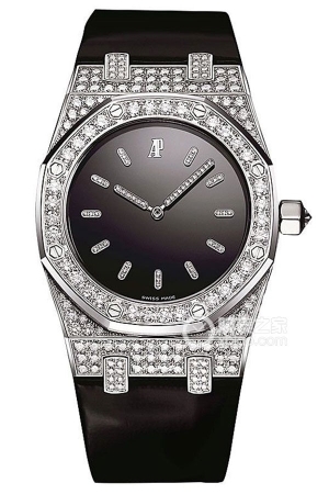 Audemars Piguet Royal Oak 77220BC.ZZ.D004CU.01 Automatic mechanism, 18k white gold set with diamonds, including top-quality Wesselton diamonds, weighing 3.28mm (discontinued).