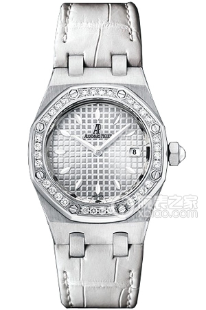 Audemars Piguet Royal Oak 67621ST.ZZ.D012CR.02 Quartz, stainless steel, 33mm (Discontinued)