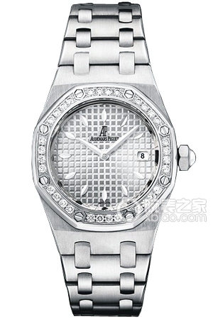 Audemars Piguet Royal Oak 67621ST.ZZ.1230ST.01 Quartz, stainless steel, 33mm (Discontinued)