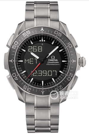 Omega Speedmaster 318.90.45.79.01.001 Quartz, titanium, 45mm