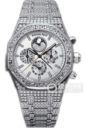 Audemars Piguet Royal Oak 26222BC.ZZ.1197BC.01 Automatic machinery, 18k white gold set with diamonds; 32 baguette-cut diamonds, total weight approximately 4.44mm (discontinued).