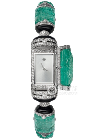 Cartier Creative Gemstone Watch HPI00646 Quartz, 18k white gold case and bracelet set with diamonds, featuring 5 engraved emeralds, totaling 73.